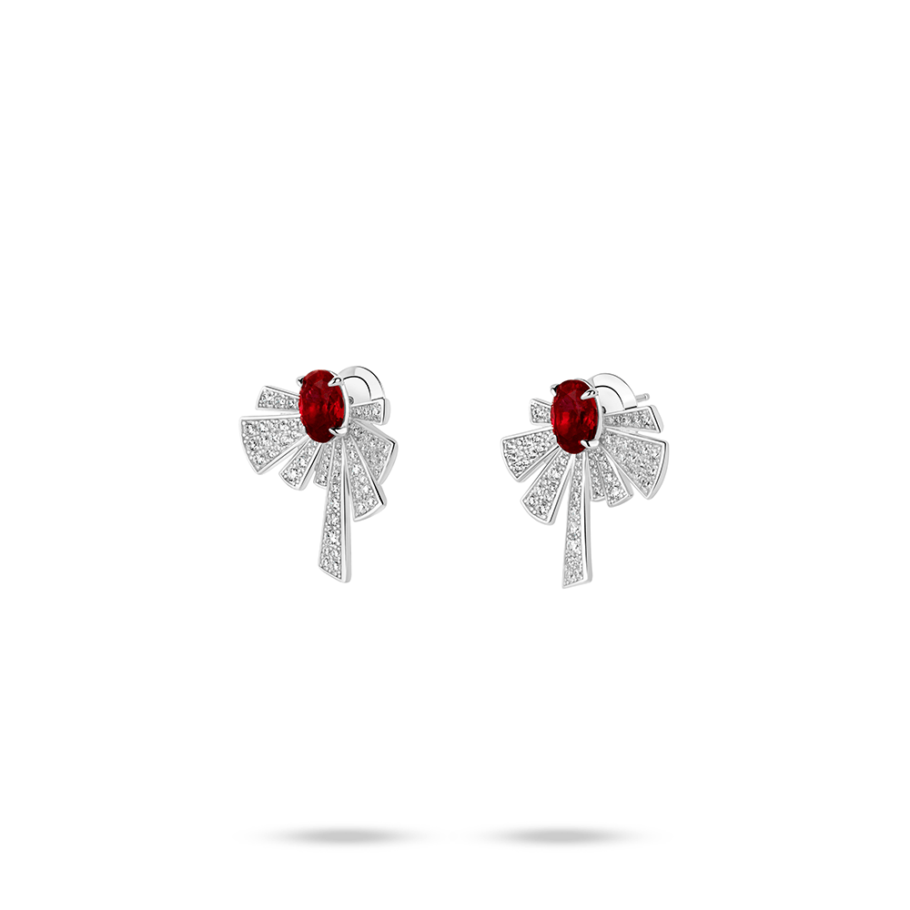 #3072 - レッドオーバルジェムピアス リボンデザイン 大人可愛い豪華光沢 オシャレなイヤーアクセサリー（S925）