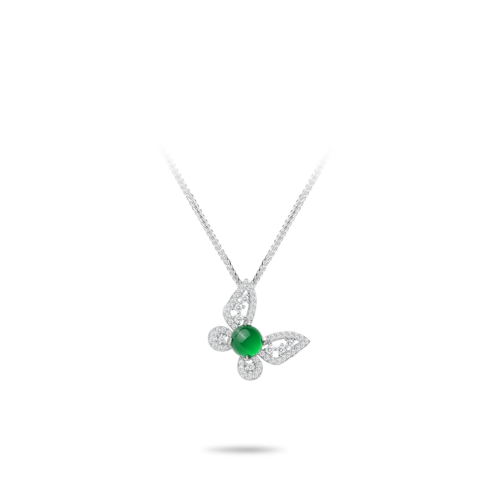 #2666   緑の宝石を抱く蝶の舞   ホワイトダイヤモンドと繊細なオープンワークのネックレス(925シルバー)